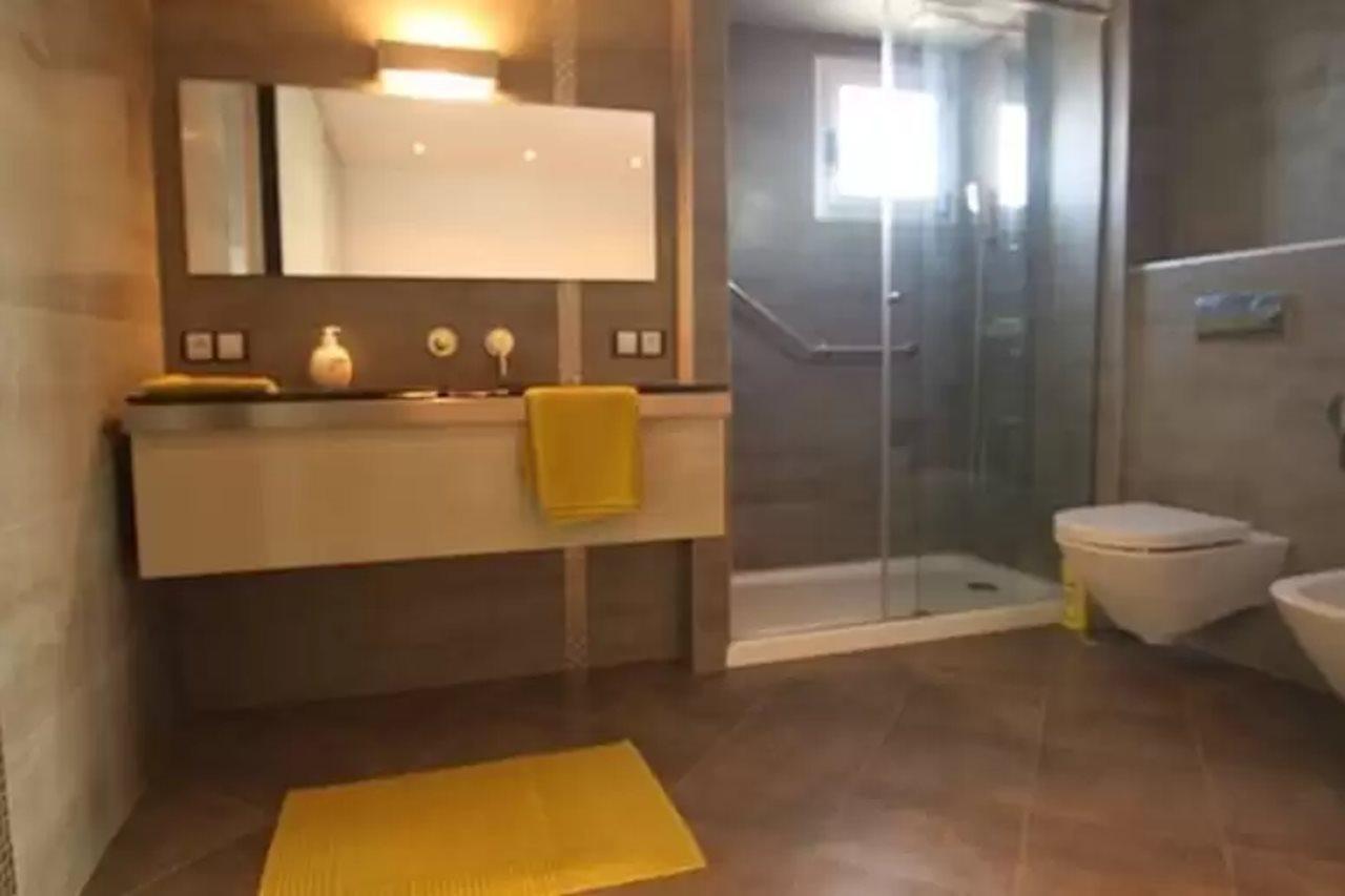 The Mask Apartment Blueline بينايدورم المظهر الخارجي الصورة